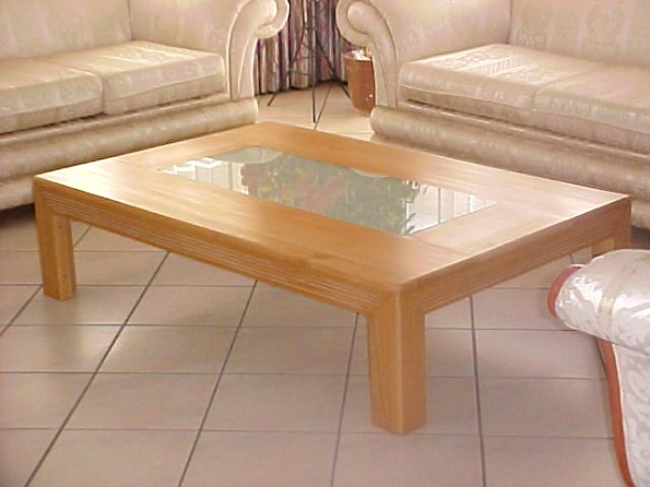 COFFEE-TABLE-CLYDE-Custom-Beechwood