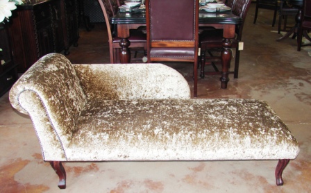 Marie-A-Sofa