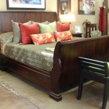 SLEIGH BED HIGH FOOT END