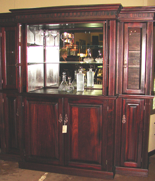 LIQUOR-CABINET-LOOTS-open
