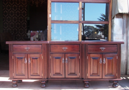 ANSU-BUFFET-Fluted