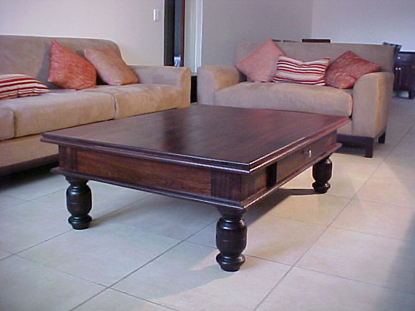COFFEE-TABLE-DUTCH-CUSTOM-MO