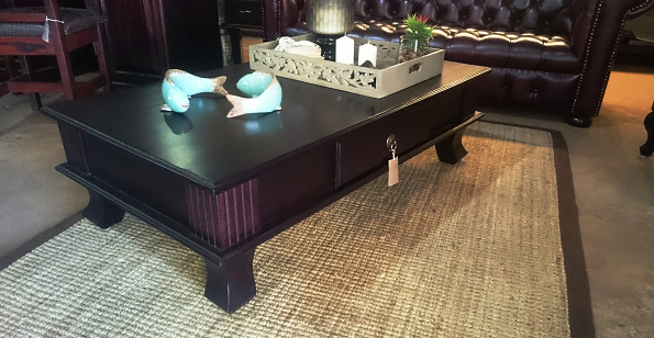 COFFEE-TABLE-JUSTINE