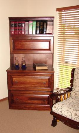 BOOKCASE-CUSTOM