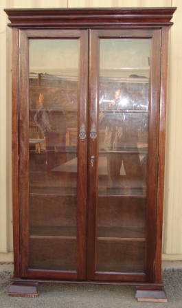 BOOKCASE-PLANTATION-Glass-Doors