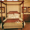 4-POSTER-BED-SOFIA